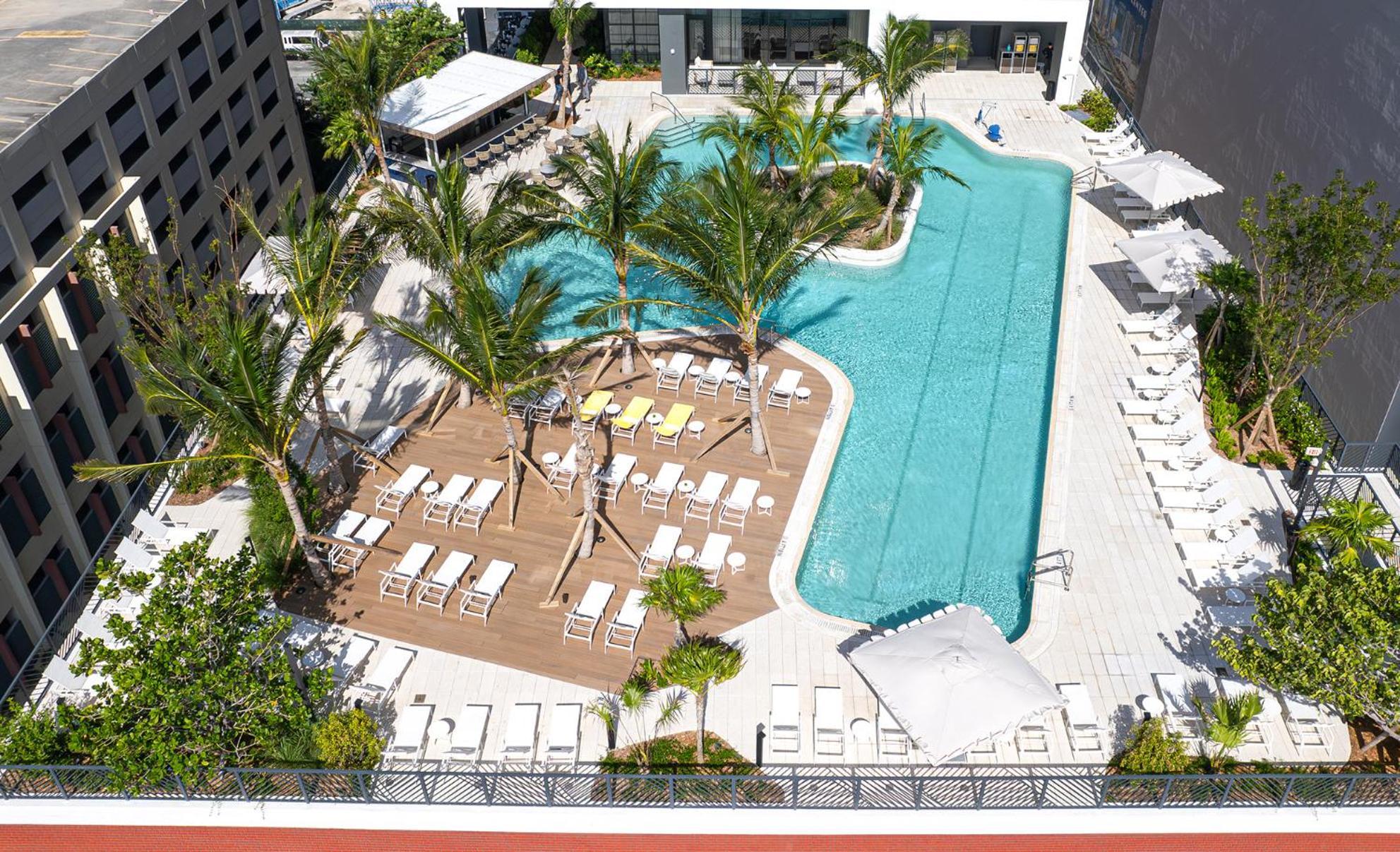 Luxury 1 Bedroom And Comfort Steps From The Kaysea Center & Port -daily Fee And Parking Not Included Apartment Miami