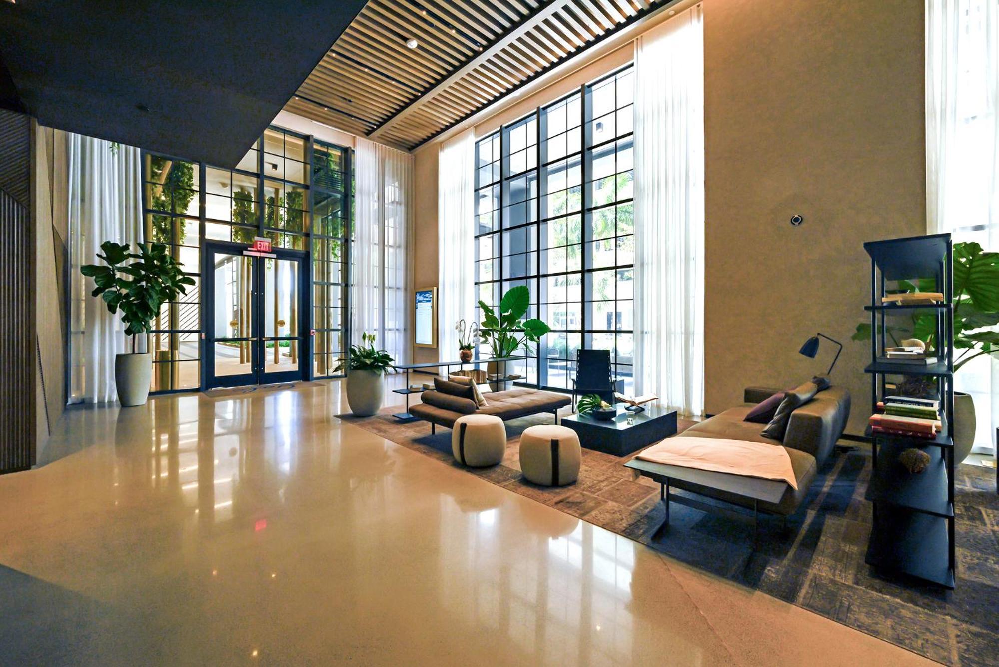 Luxury 1 Bedroom And Comfort Steps From The Kaysea Center & Port -daily Fee And Parking Not Included Apartment