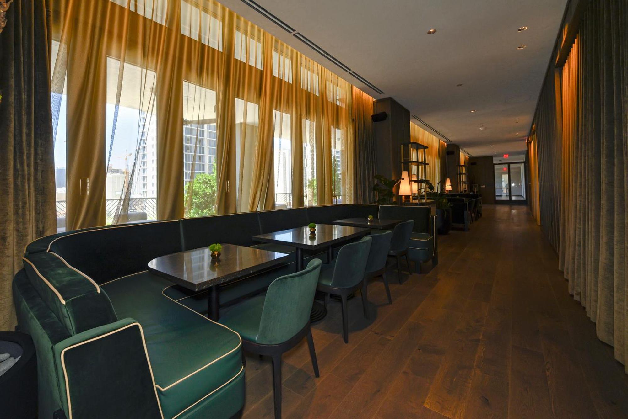 Apartment Luxury 1 Bedroom And Comfort Steps From The Kaysea Center & Port -daily Fee And Parking Not Included Miami